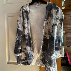 Grey and white tie dye blazer